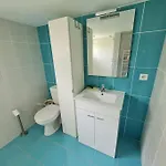 Appt 2 Pieces Avec Jardin Apartment